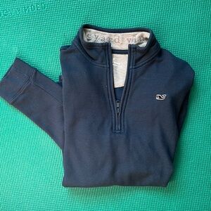 Vinyard vines boys large quarter zip. Great shape!